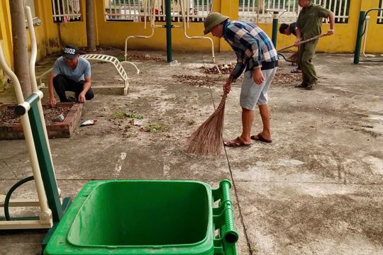 CÁC ĐOÀN THỂ XÃ HỘI VÀ CÁN BỘ, ĐẢNG VIÊN, NHÂN DÂN XÃ GIAO HƯNG ĐỒNG LOẠT RA QUÂN VỆ SINH MÔI TRƯỜNG HƯỚNG TỚI “NGÀY CHỦ NHẬT XANH” VÀ KỶ NIỆM QUỐC KHÁNH 2/9 