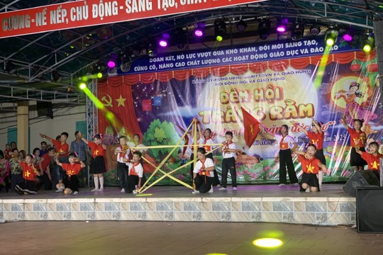 Giao Hưng tổ chức Đêm hội trăng rằm cho các cháu thiếu nhi 